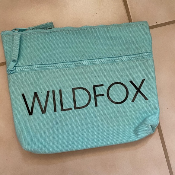 WILDFOX Bikini Bag - Picture 1 of 2